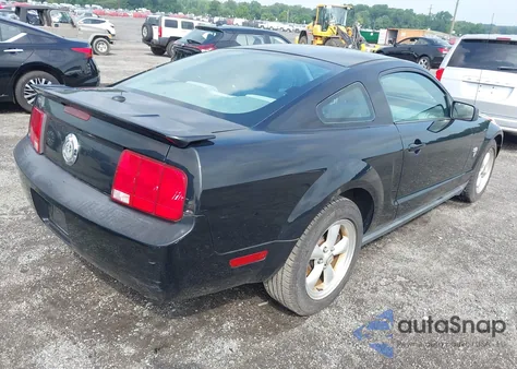 2009 Ford Mustang V6/V6 Premium из США, поврежденный, VIN 1ZVHT80N295145154